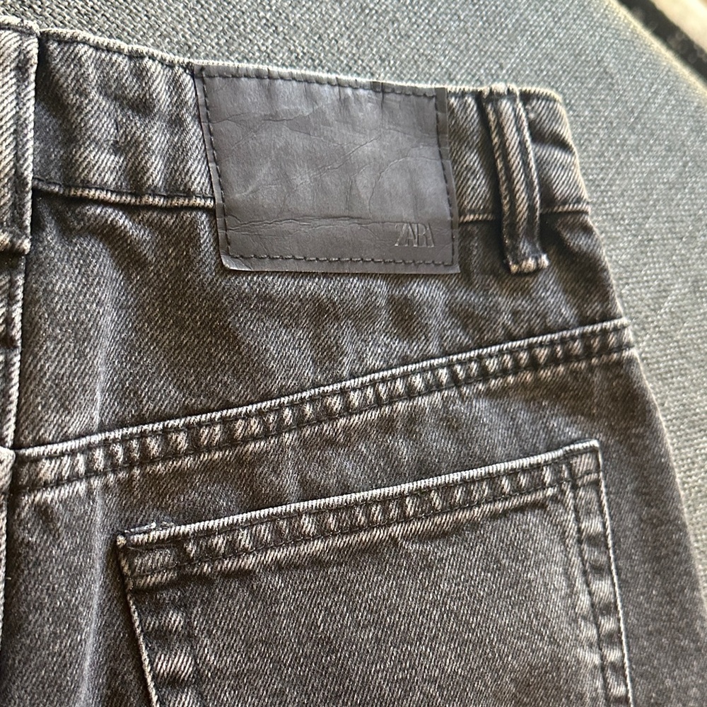 Zara Mid-Rise Denim Shorts Light Blue/Charcoal Black - Picture 12 of 14